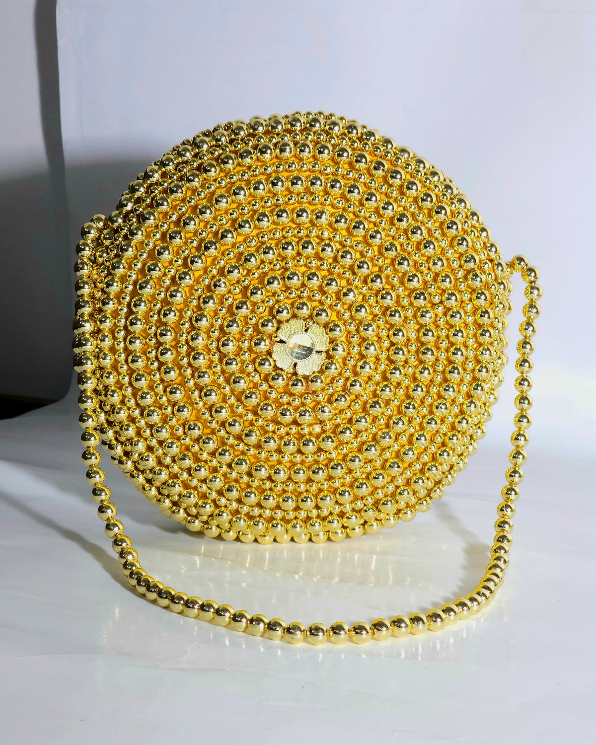 The Golden Pearl 🧡 - An Element of Pure Gold & Radiance