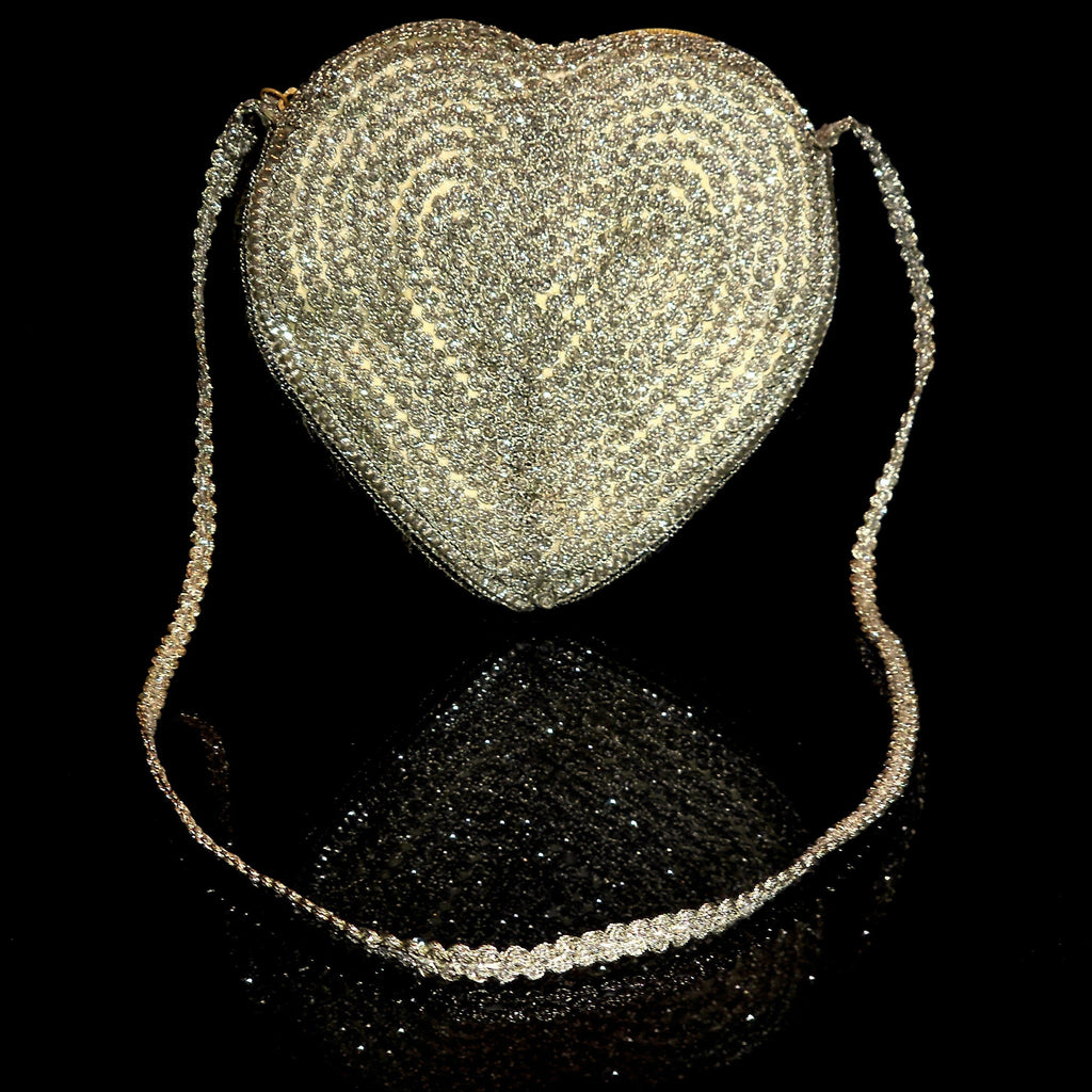 The Moonlit Heart - The Glow of Dreams & The Spark of Stars